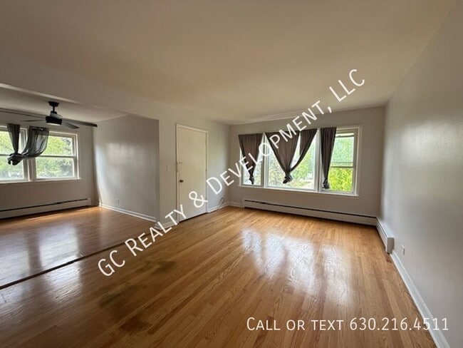 Foto del edificio - 2701 N Sayre Ave