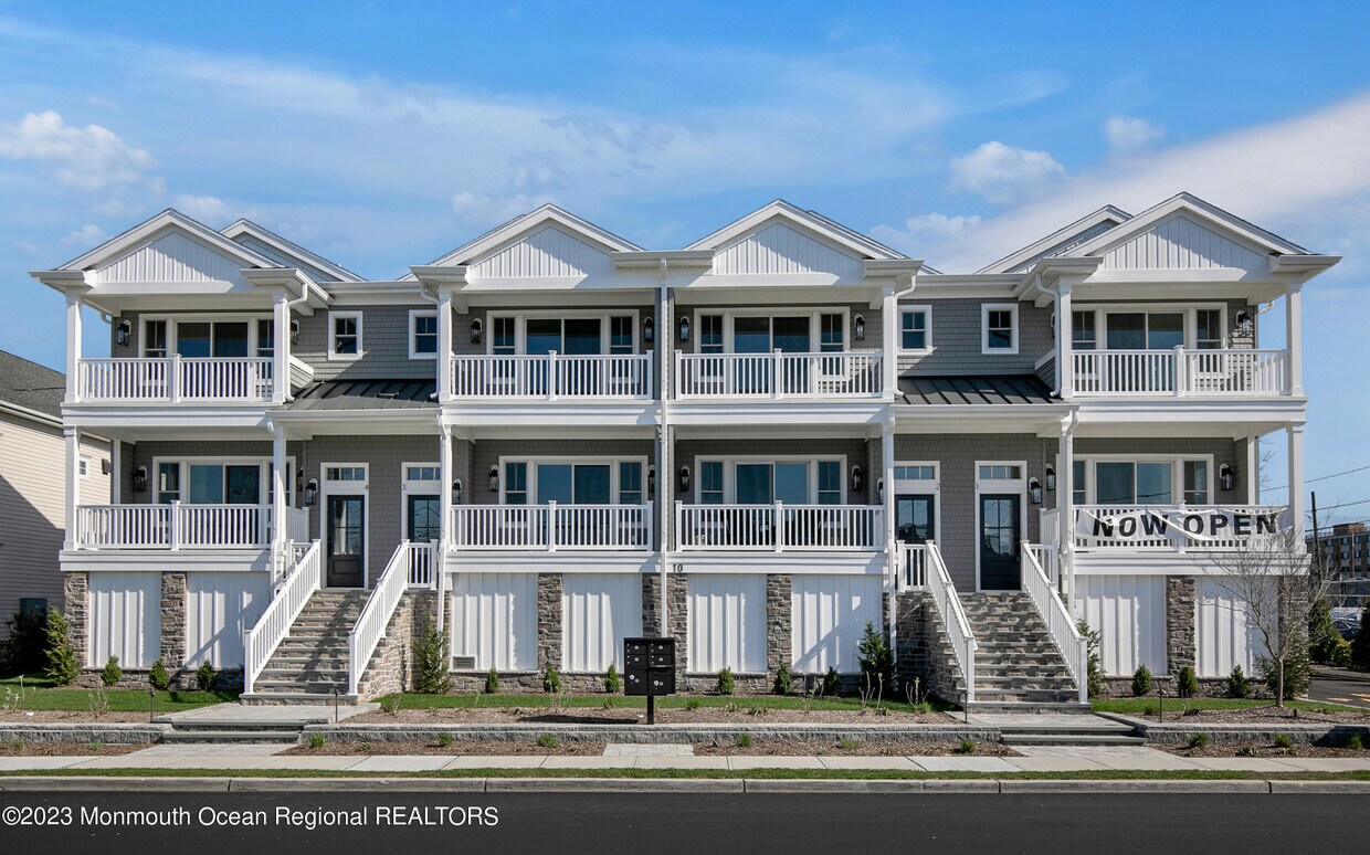 10 Bridgewaters Dr Unit 1, Oceanport, NJ 07757 Condo for Rent in