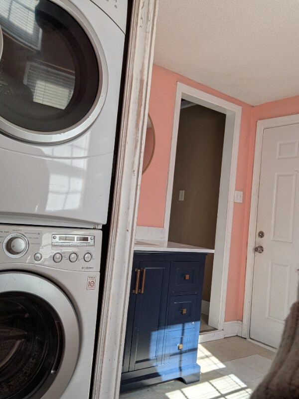 Building Photo - 2548 Myrtle St