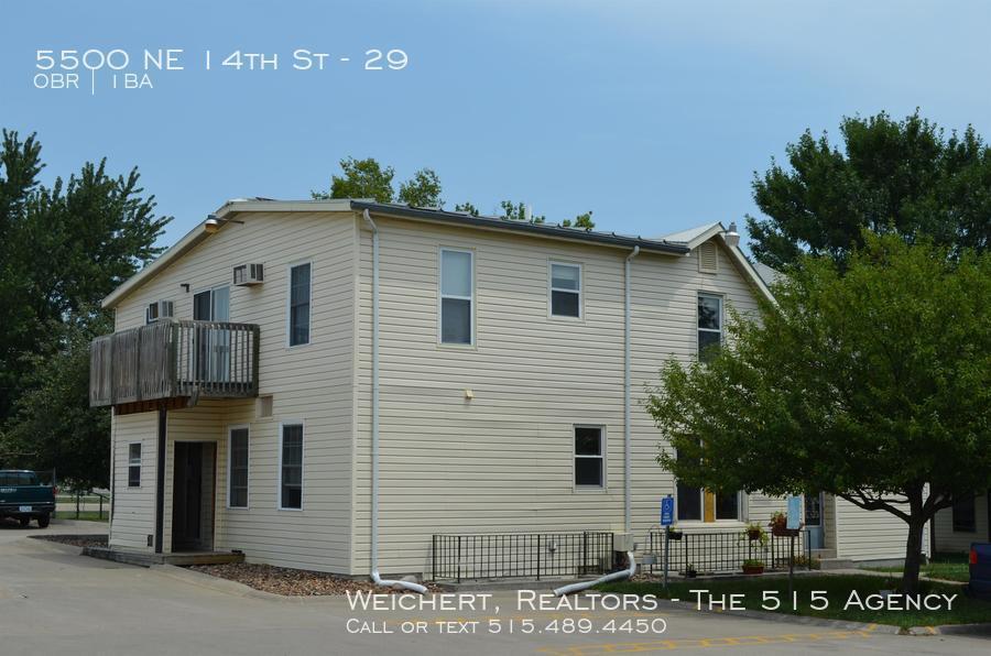 Primary Photo - 5500 NE 14th St
