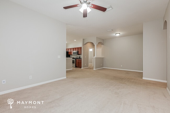 Building Photo - 20071 Heritage Point Dr