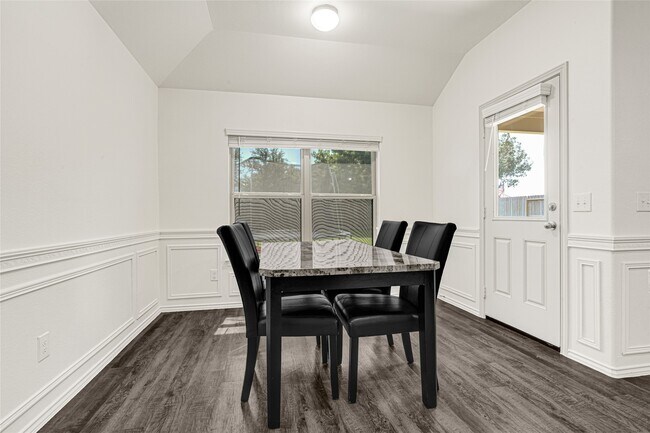 Foto del edificio - 3022 Sandpiper St