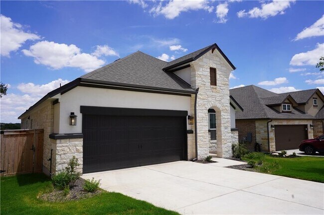 Foto del edificio - 621 Pinnacle View Dr