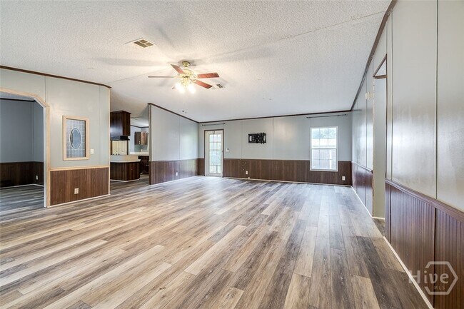 Building Photo - 217 Skinner Bay Dr