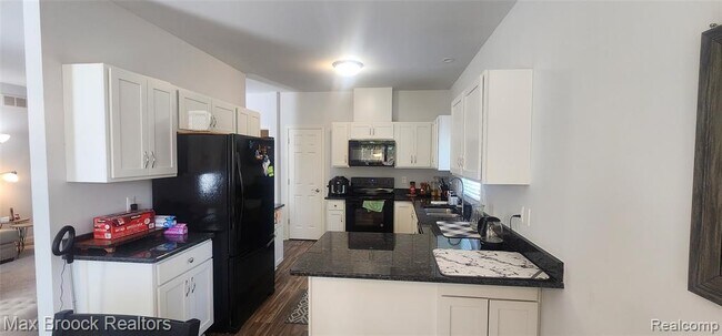 Building Photo - 29574 Woodpark Cir