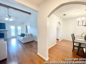 Foto del edificio - 5910 Echo Way St