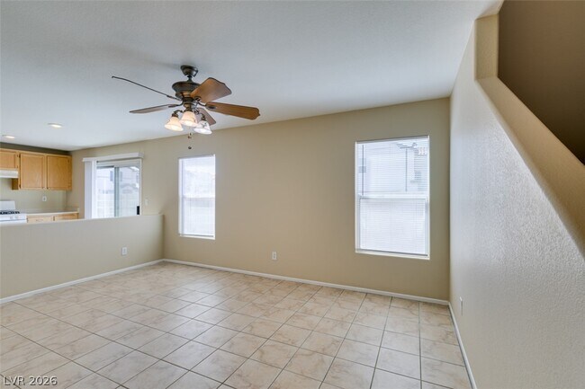 Foto del edificio - 1170 Orange Meadow St