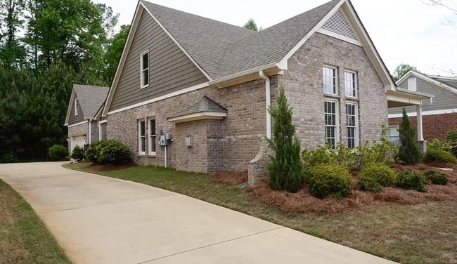 Building Photo - 1719 Creekside Dr