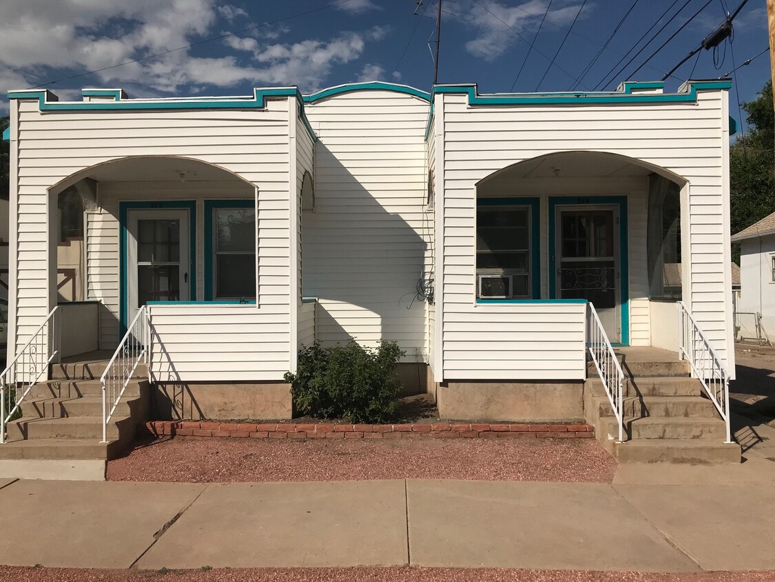 Primary Photo - 208 E Pitkin Ave