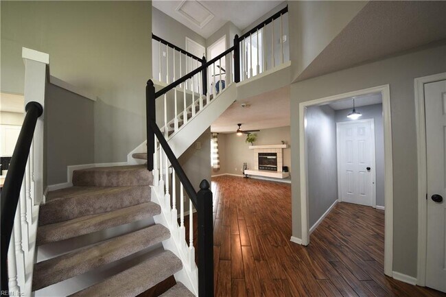Building Photo - 1197 Dovetail Ct