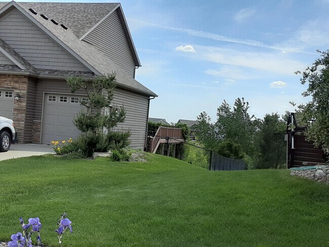 Foto del edificio - 6365 Summit Pointe Rd NW