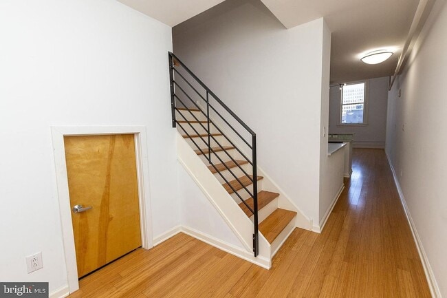 Building Photo - 1228 Arch St