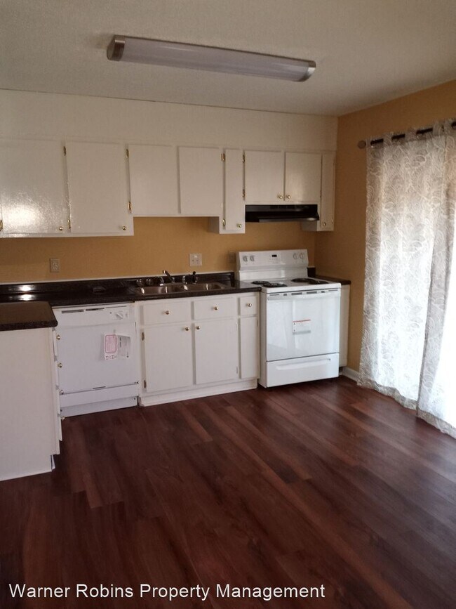 Building Photo - 3 br, 1.5 bath House - 142 Stoneridge Dr