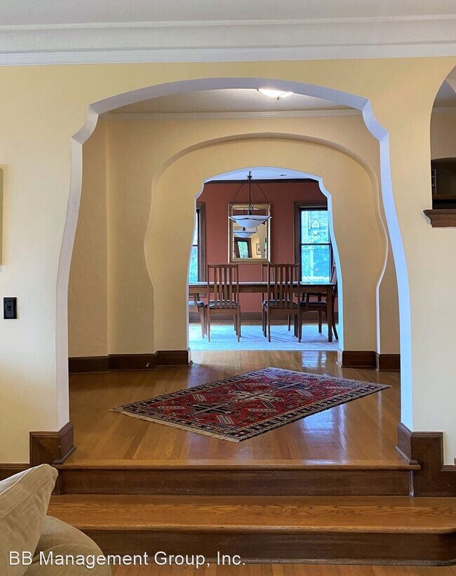 Building Photo - 5 br, 4.5 bath House - 2668 NW Cornell Rd
