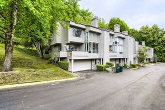 Building Photo - 7250 Old Redmond Rd