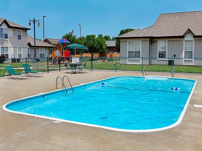 Piscina - Chesterfield Village