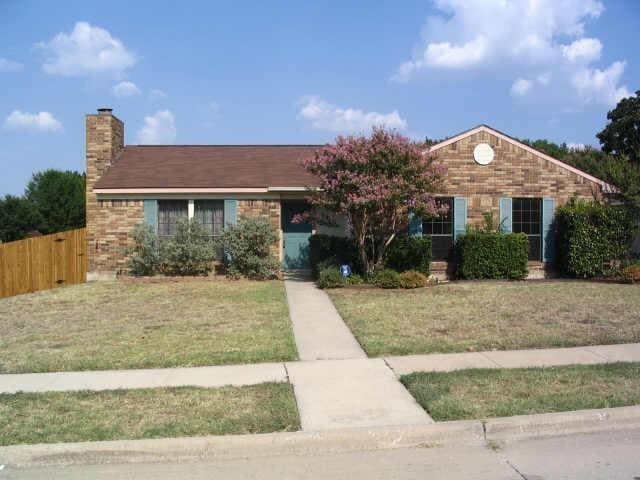 Primary Photo - 991 Redcedar Way Dr