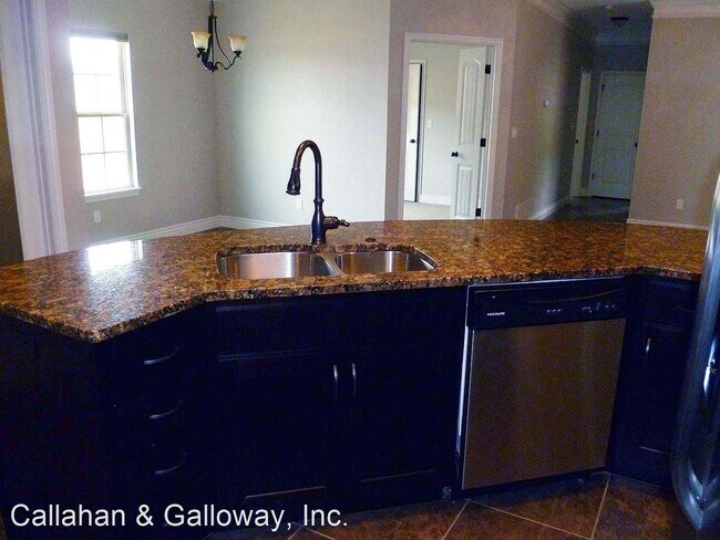 Building Photo - 4 br, 2 bath House - 1809 Limestone Avenue