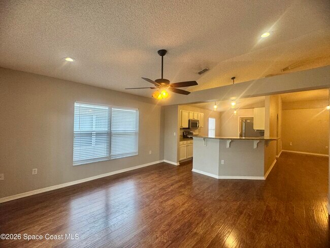 Foto del edificio - 4726 Four Lakes Dr