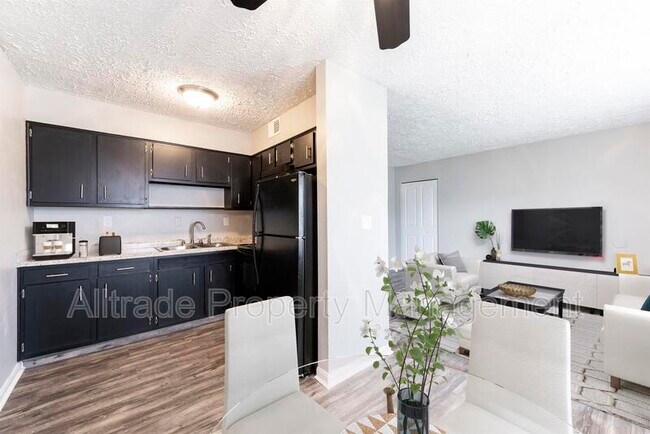 Foto del edificio - 4909 Cawood Dr