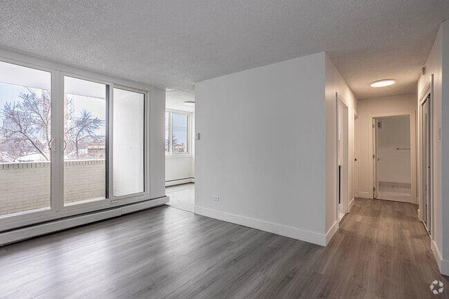 1BR, 1BA - 717PC - Signature Tower