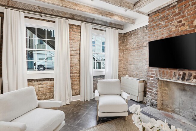 Building Photo - 309 Lorch St