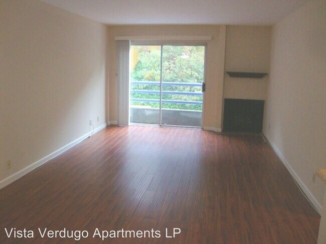 Building Photo - 1617 Cll Vaquero