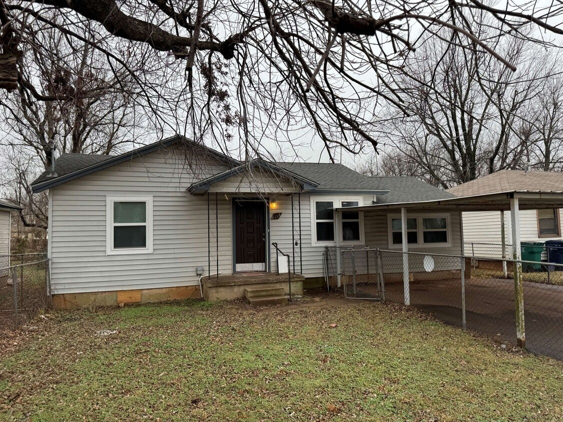 Primary Photo - 3 bedroom, 1 bath home for rent in OKC nea...