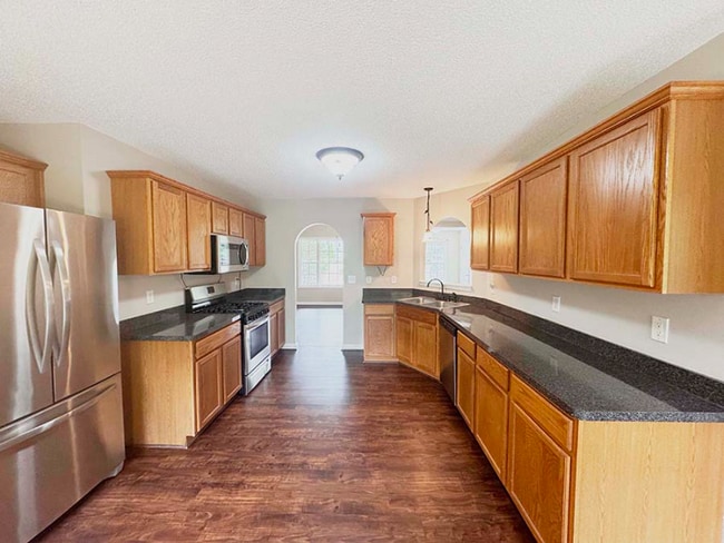 Foto del edificio - 745 Oak Glen Dr