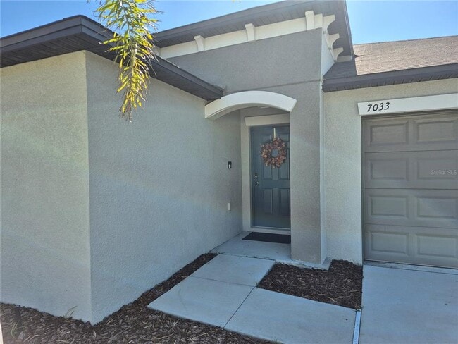 Building Photo - 7033 King Crk Dr