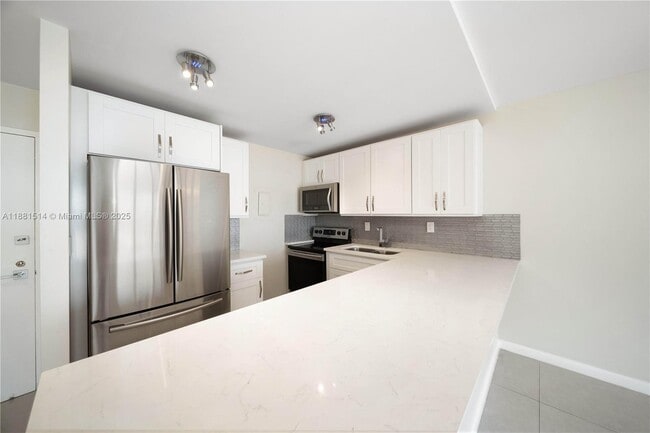 Foto del edificio - 16710 NE 9th Ave