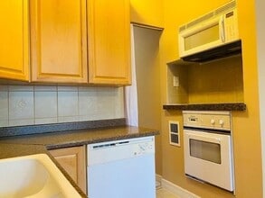 Building Photo - 4110 Woodhead St