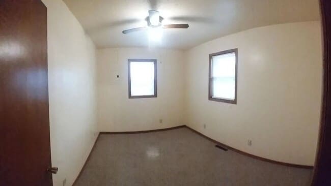 Foto del edificio - Lakeview Homes