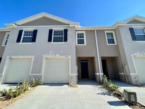 Building Photo - 1370 Yellow Finch Dr