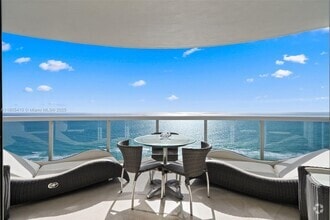 Building Photo - 17555 Collins Ave