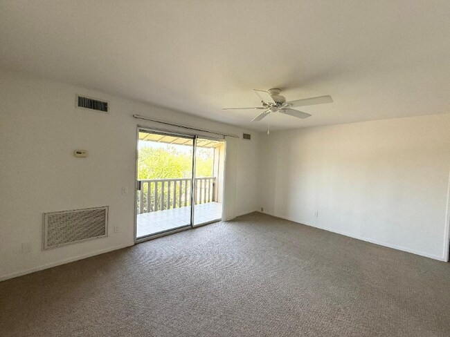 Foto del edificio - 77805 California Dr