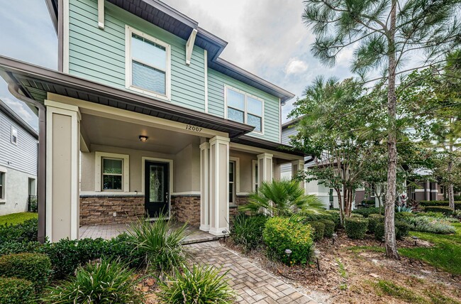 Building Photo - Beautifully unique two story home in a gre...