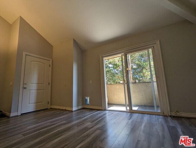 Foto del edificio - 2925 E Spaulding St