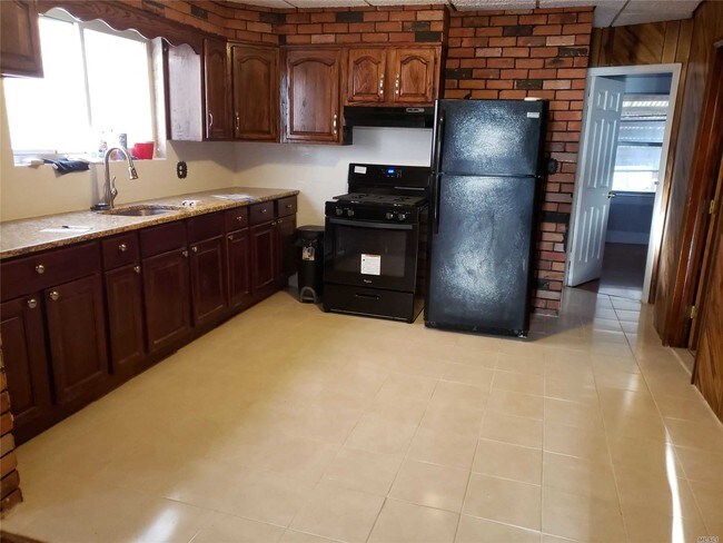 Foto del edificio - 110-36 107th St
