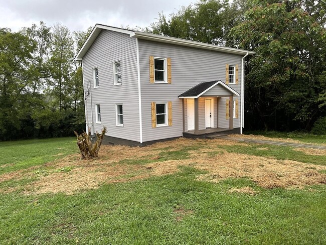 Photo - 1719 Airline Dr House