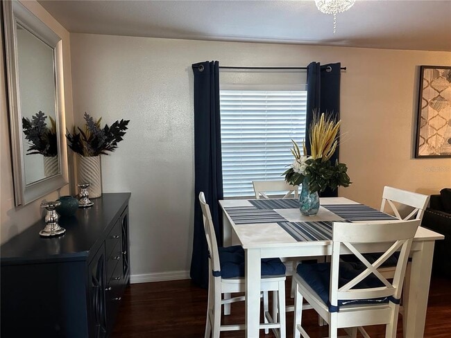 Foto del edificio - 2521 Lorraine St