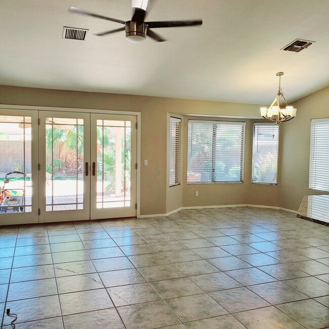 Foto del edificio - 9139 W Davis Rd