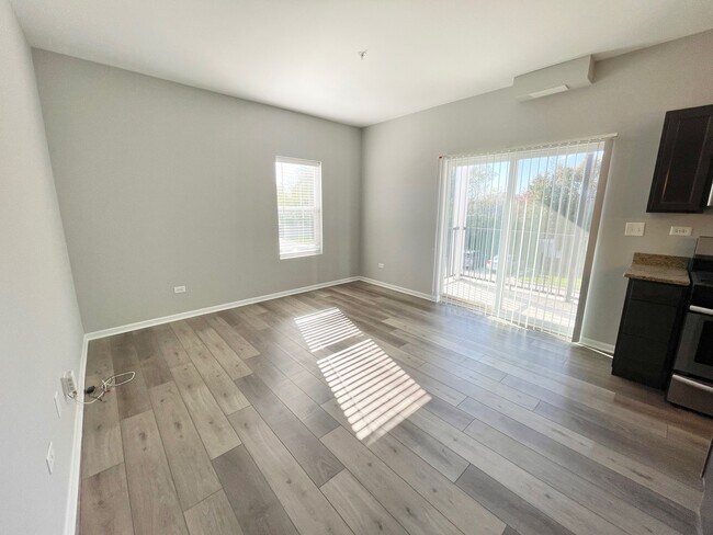 Foto del edificio - 809 E Main St