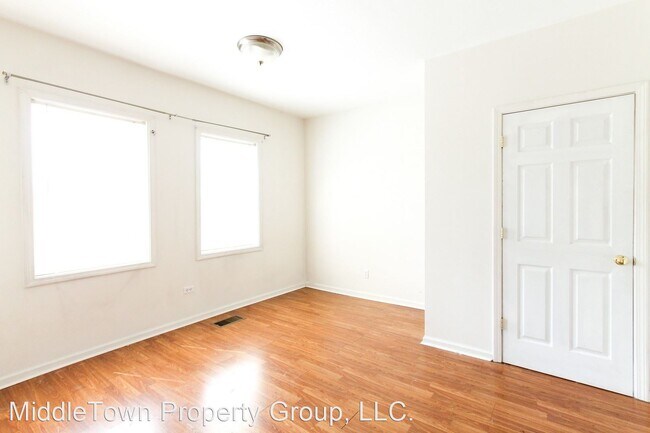 Building Photo - 4 br, 2 bath House - 118 N Martin St.