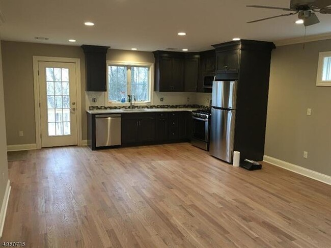 Foto del edificio - 724 Fairmount Ave