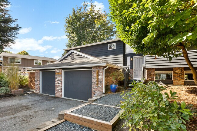 Building Photo - 22808 Brier Rd