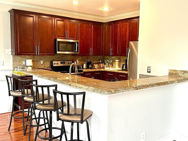 Building Photo - 4 br, 2.5 bath House - 4214 Sabal Ridge Cir