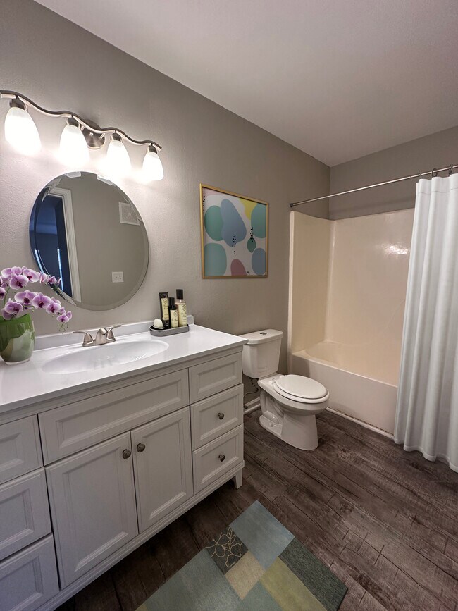 Foto del edificio - Rocky View Apartment Homes