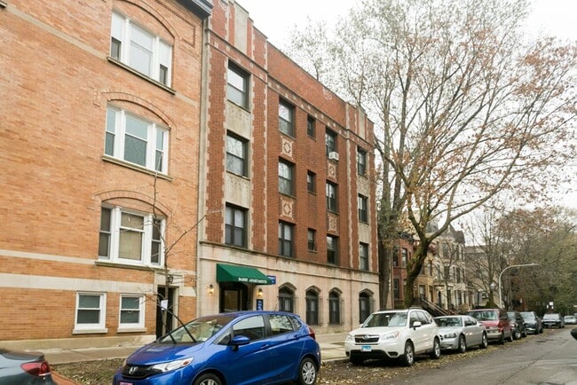 Building Photo - 640 W Barry Ave
