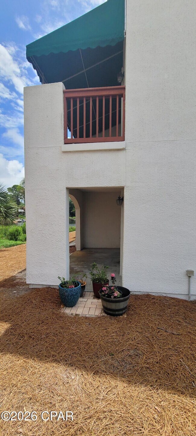 Foto del edificio - 8730 Thomas Dr